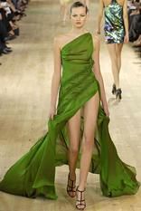 FASHION - Demontarea celui de-al doilea mit tine de fiecare - Moda