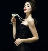 Frumusete ( faces & hair ) - Black is back - daca ai parul foarte negru si - Moda