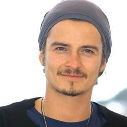 Noutati mondene. - Orlando Bloom, dezbracat intr-o piesa de teatru? - STARS. NEWS.